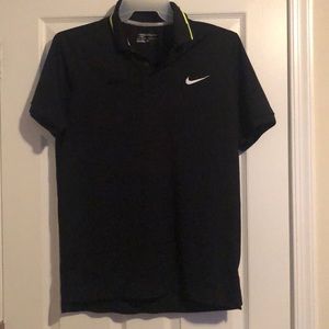 Nike Men’s Solid Dry Victory Golf polo